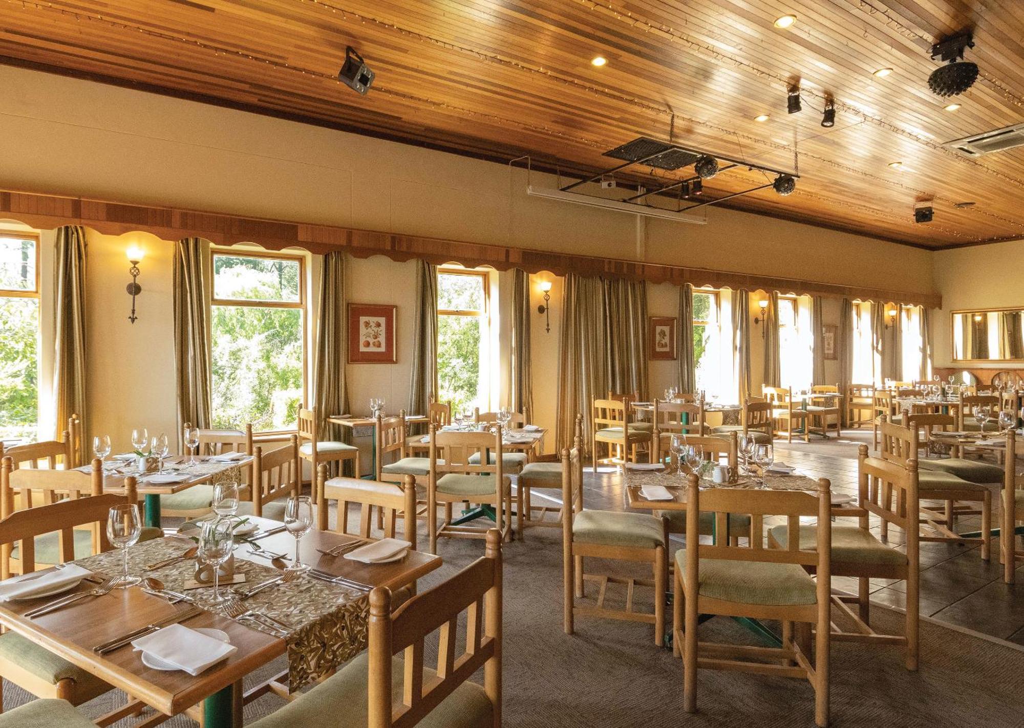 Little Switzerland By Dream 4*